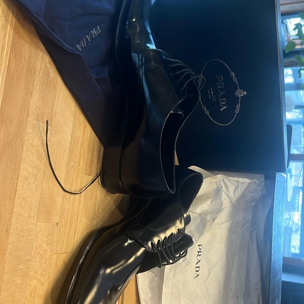 Prada men’s lace up black size 11 new in box